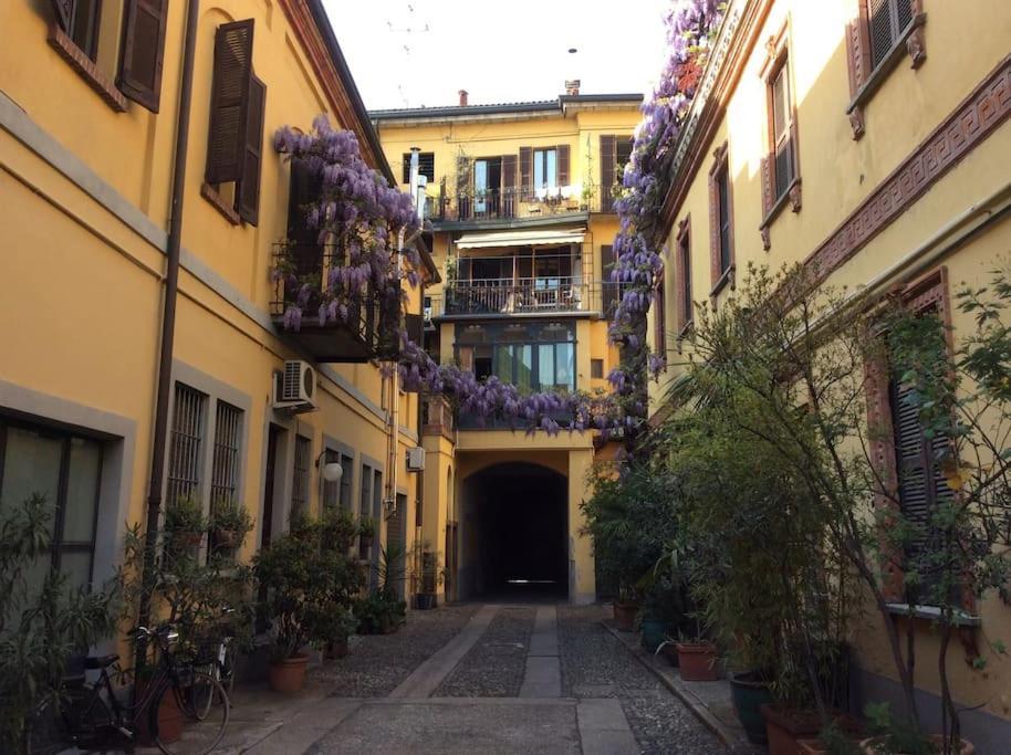 Location Naviglio With Terrace Apartment Milan
